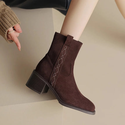 Bottines élégantes en daim pour femmes, idéales pour l'automne