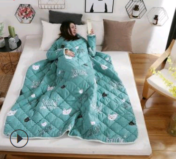 Winter Lazy Quilt with Sleeves - Wnkrs