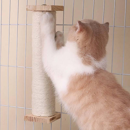 Rascador de madera para gatos montado en la pared