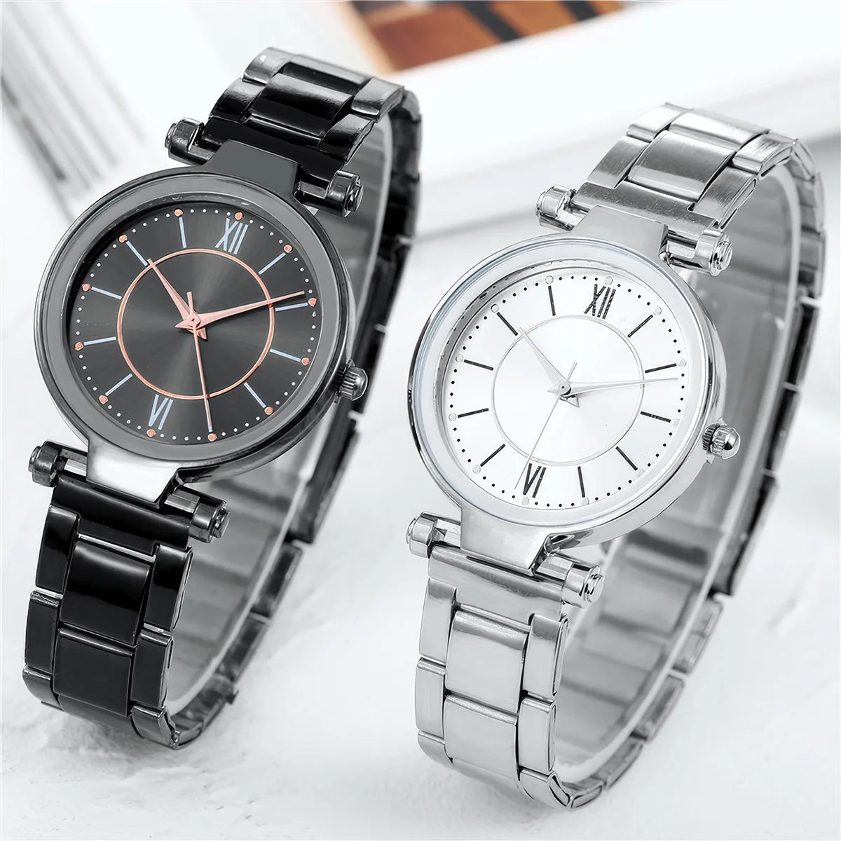 Exquisite Women's Quartz Watch