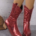 Color rojo oscuro / 36.