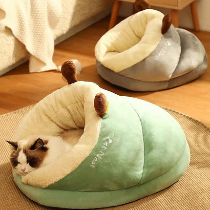 Acogedora cama cueva para gatos