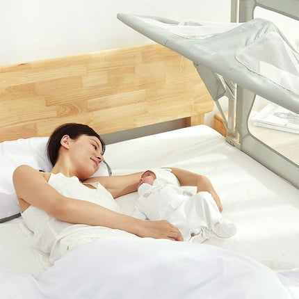 Compact and Versatile Baby Crib - Wnkrs