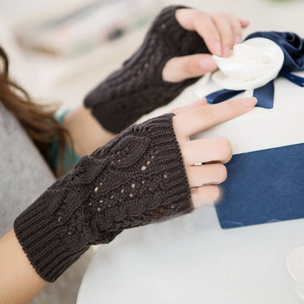 Women's Knitted Fingerless Gloves - Wnkrs