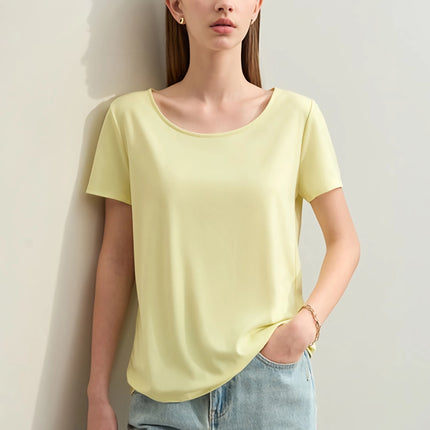 Camiseta minimalista de mujer con escote en U grande y elástica