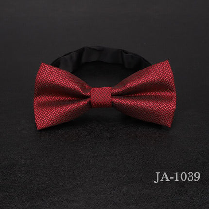 Men's Bow Tie With Stylish Pattern - Wnkrs