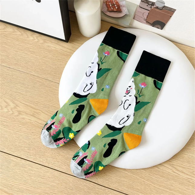 Chaussettes mignonnes avec un chat renard de dessin animé