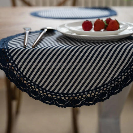 Elegant Geometric Lace Placemats