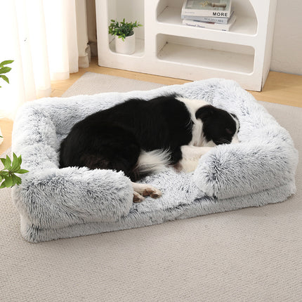 Acogedora cama de felpa para perros para el invierno