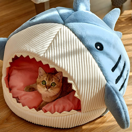 Cozy Retreat Enclosed Cat Bed