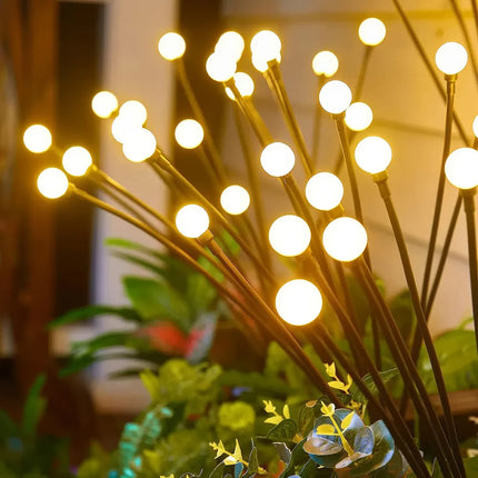 Lampes solaires de jardin Firefly : une décoration extérieure dynamique