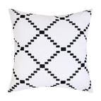 2pcs 18x18in / White with black diamond pattern