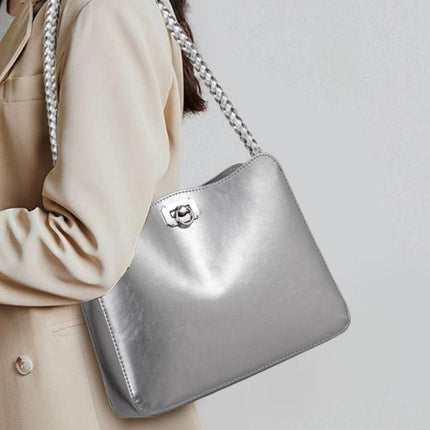 Elegante bolso de hombro con cadena: bolso cuadrado de piel de vaca para debajo del brazo