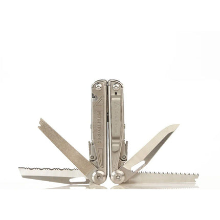 18-In-1 Ultimate Outdoor Multi-Tool - Wnkrs