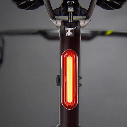 Luz trasera LED para ciclismo nocturno recargable por USB