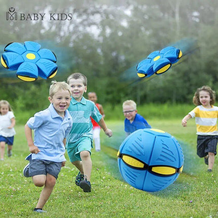 Transforming UFO Disc-to-Ball Flying Toy - Wnkrs