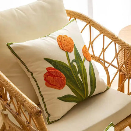 Housse de coussin brodée de fleurs de tulipe et d'orchidée