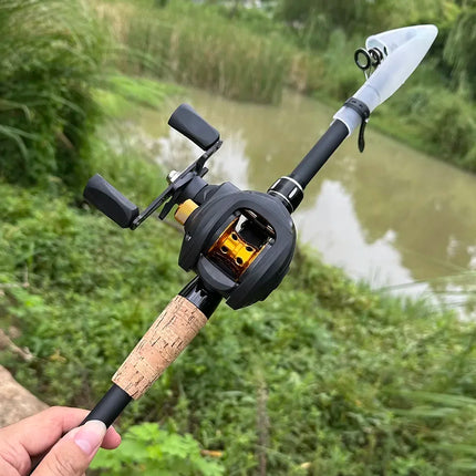 Ensemble canne à pêche télescopique et moulinet