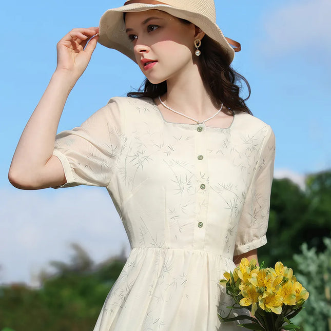 Robe d'été à col carré et motif floral français