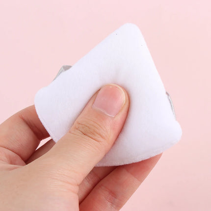 Borla triangular para polvos sueltos: esponja de maquillaje suave para base y polvos minerales