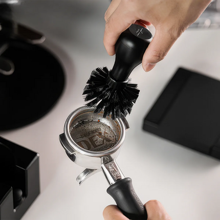 Brosse de nettoyage pour filtre à café – L’arme secrète du barista