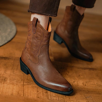 Botines elegantes de tacón alto estilo retro con punta de vaquero