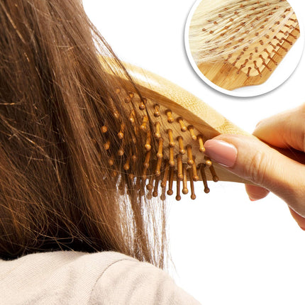 Cepillo para el cabello con cojín de madera de bambú