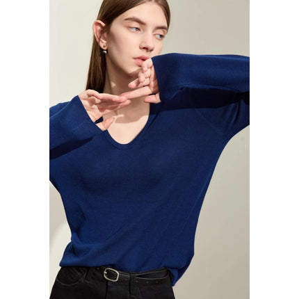 Pull décontracté à col en U minimaliste et coupe ajustée pour le printemps