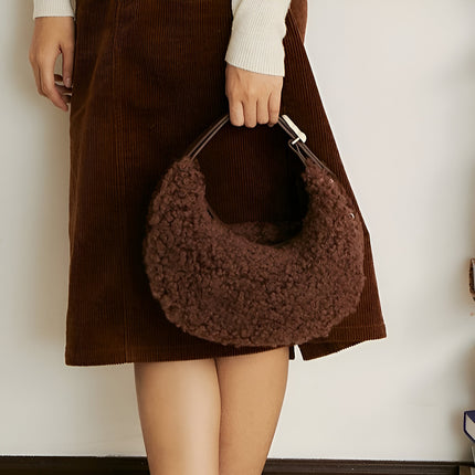 Bolso de invierno de lana mullida con forma de media luna