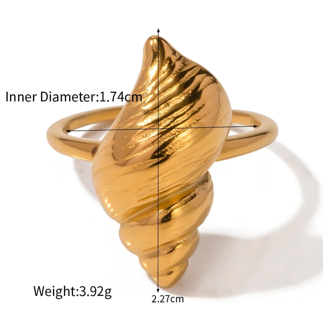 Anillo bañado en oro de 18 quilates con textura de caracol