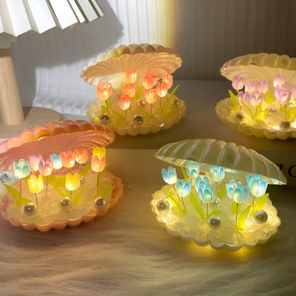 Lampe de nuit Tulipe en coquillage