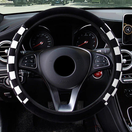 Universal Plush Auto Steering Wheel Cover - Wnkrs