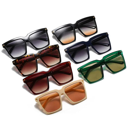 Chic Oversized Square Sunglasses for Women - UV400 Gradient Lenses