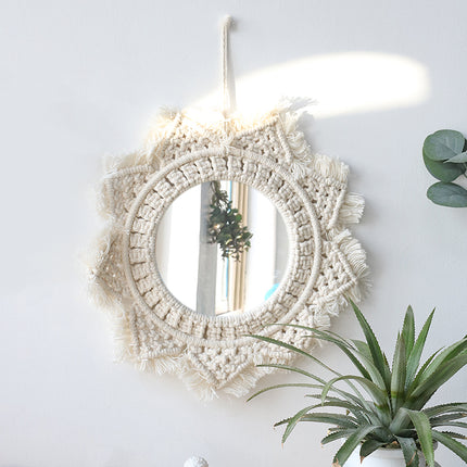 Espejo de pared hecho a mano en macramé: decoración bohemia para el hogar