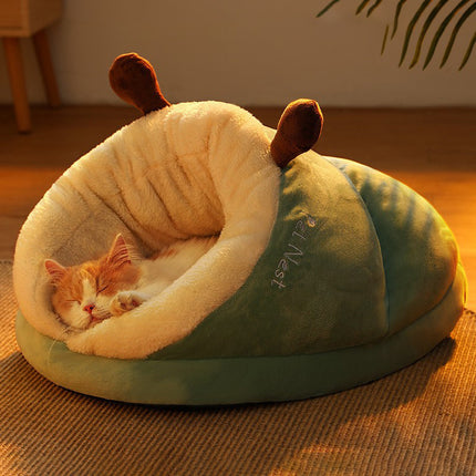 Acogedora cama cueva para gatos