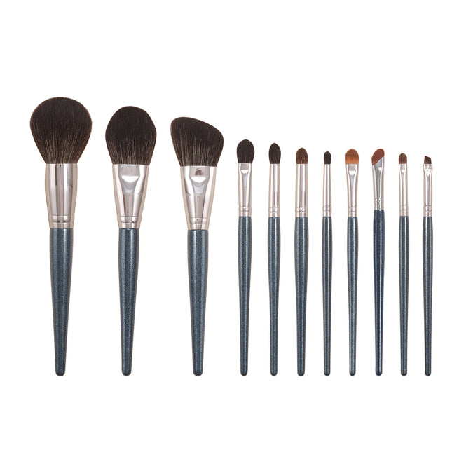 Ensemble de 11 pinceaux de maquillage essentiels pour une application parfaite