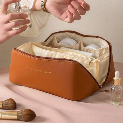 Elegant Leather Travel Cosmetic Bag - Zippered Make-Up Organizer for Women - Wnkrs