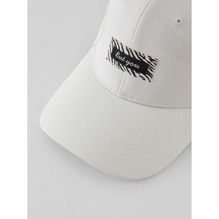 Gorra de béisbol bordada versátil