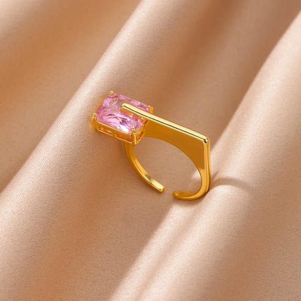 Bague tendance plaquée or avec zircon carré rose