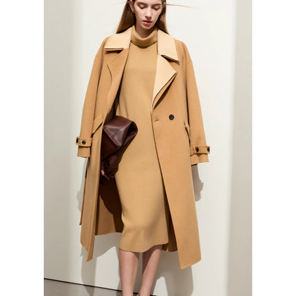 Minimalist Women’s Wool Coat with Contrast Stitching