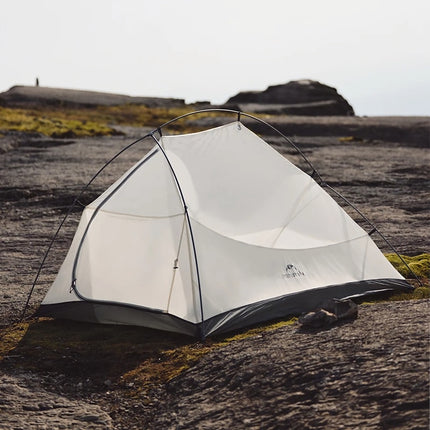 Tente de camping et de trekking ultra légère et imperméable pour trois saisons