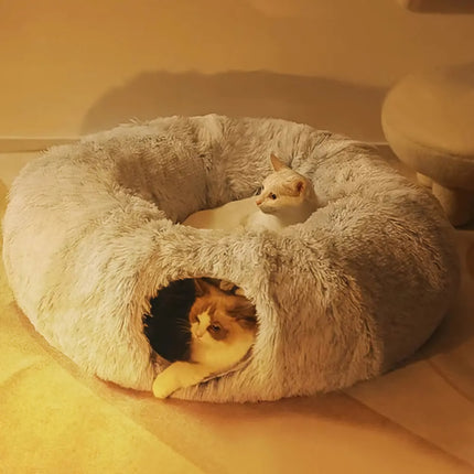 Cama de felpa para gatos con túnel