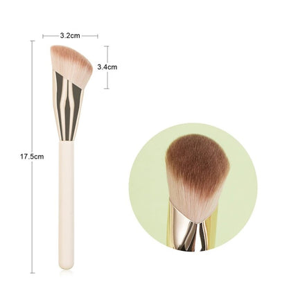 Pinceau de maquillage à tête oblique de luxe pour un fond de teint et un contour impeccables