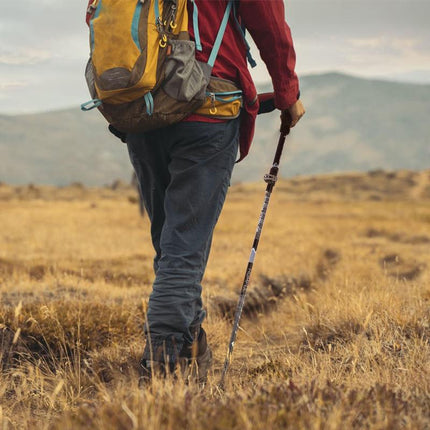 Bastones de trekking telescópicos ultraligeros