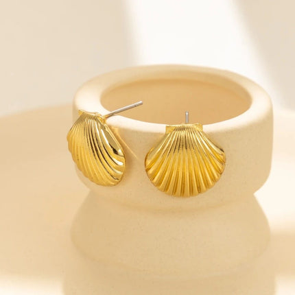 Vintage Shell-Inspired Stud Earrings for Women - Wnkrs