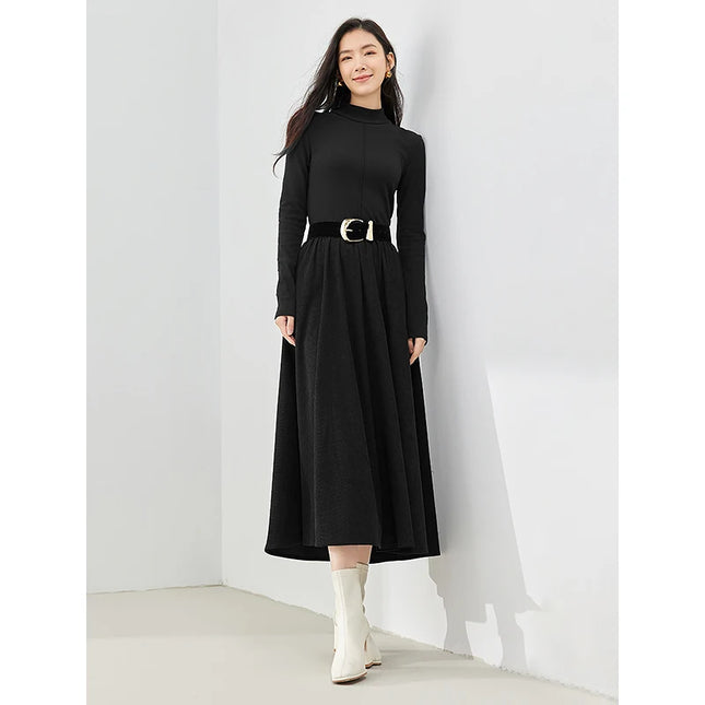 Robe d'hiver en velours côtelé noir à manches longues et col mi-haut pour femme