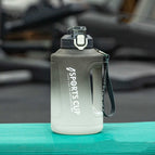Gradient Black / 1.5L / Straw