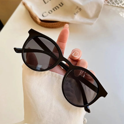 Lunettes de soleil rondes rétro chic pour femmes