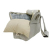 Bolsa gris y almohada