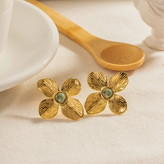 Pendientes vintage de piedra natural con incrustaciones de flores